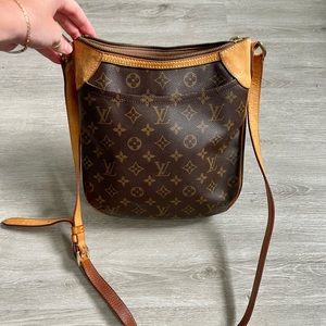 Louis Vuitton crossbody